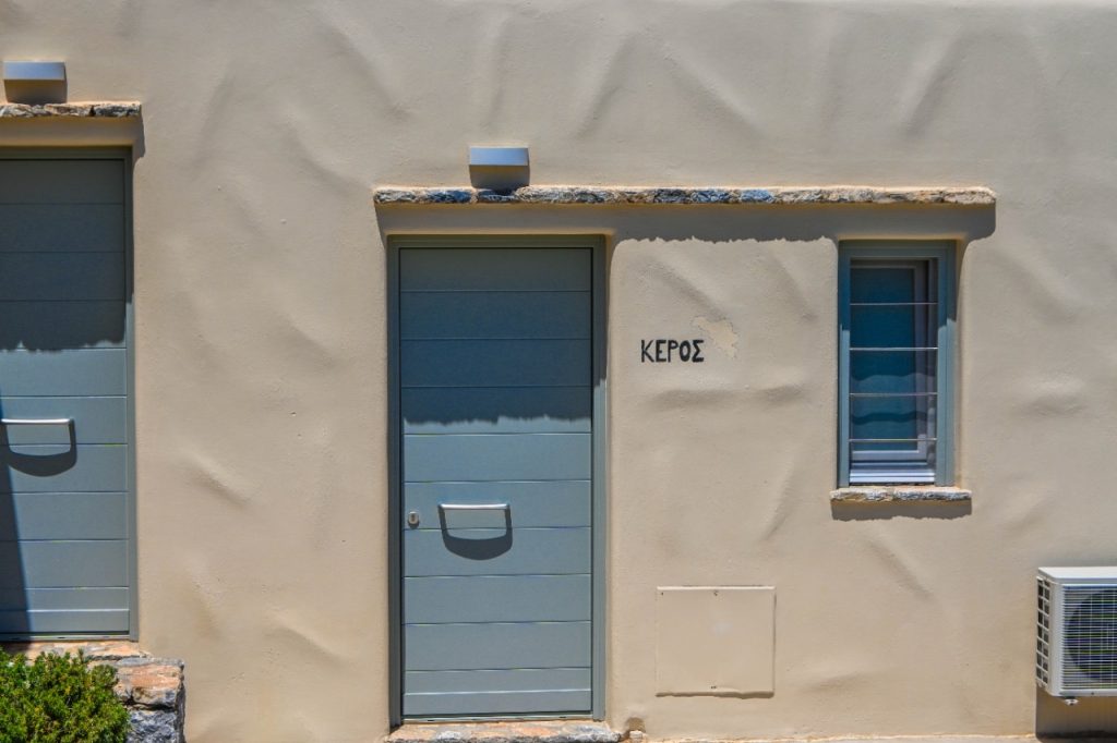 Junior suites with private pool